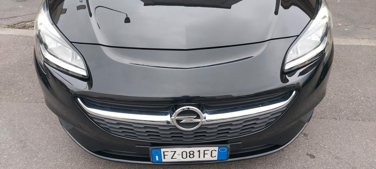 Opel Corsa 1.4 90CV GPL Tech 5 porte 120 BLACK EDIT.