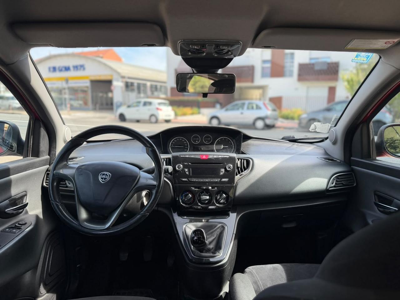 Lancia Ypsilon 1.2 69 CV 5 porte S&S Platinum