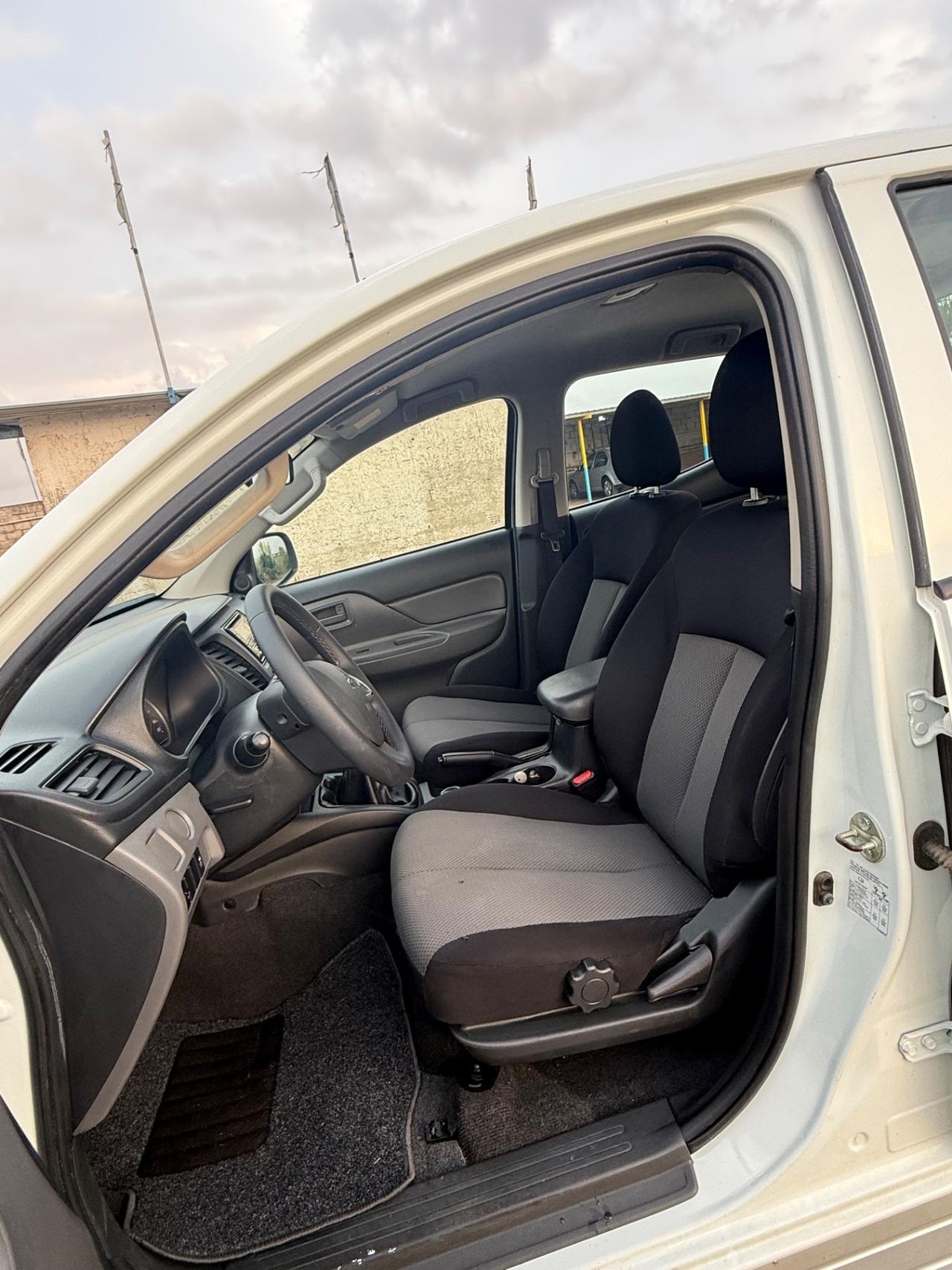Mitsubishi L200 2.4 DI-D/154CV Club Cab Invite