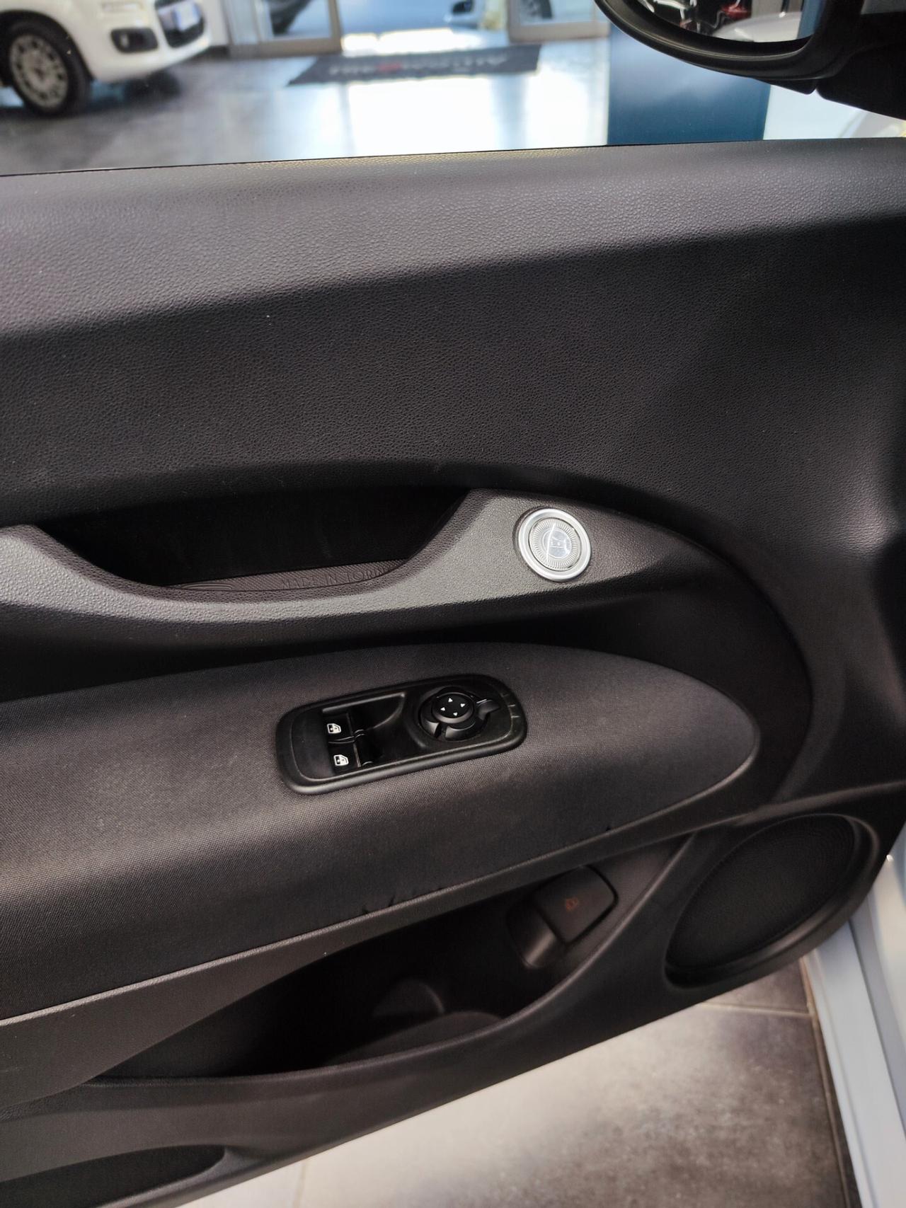 Fiat 500e Berlina 42 kWh Passion