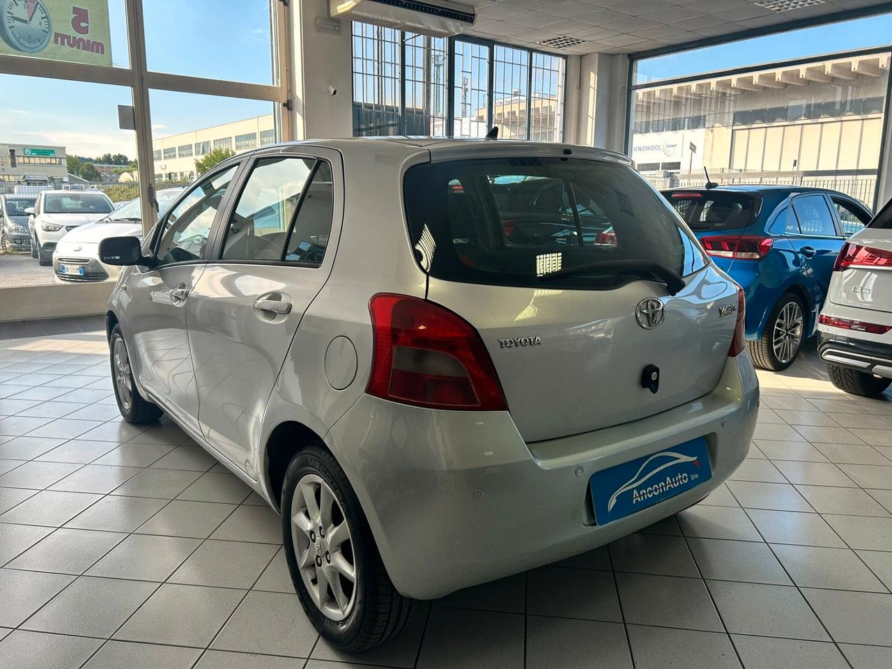 Toyota Yaris 1.0B X NEOPATENTATI 2006