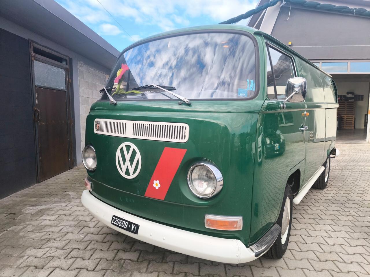 VOLKSWAGEN T2 1,6 BENZINA- I°SERIE – 1971 -FRECCE BASSE