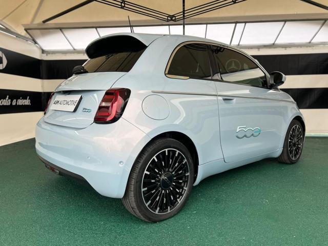 FIAT 500e Berlina 42 kWh La Prima