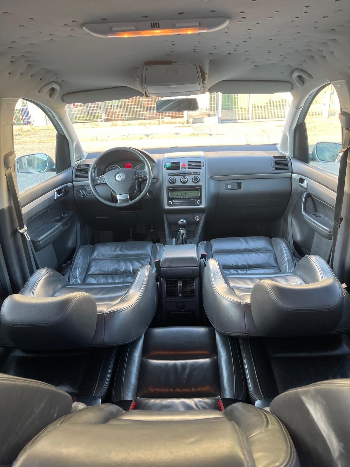 Volkswagen Touran 2.0 Highline Ecofuel