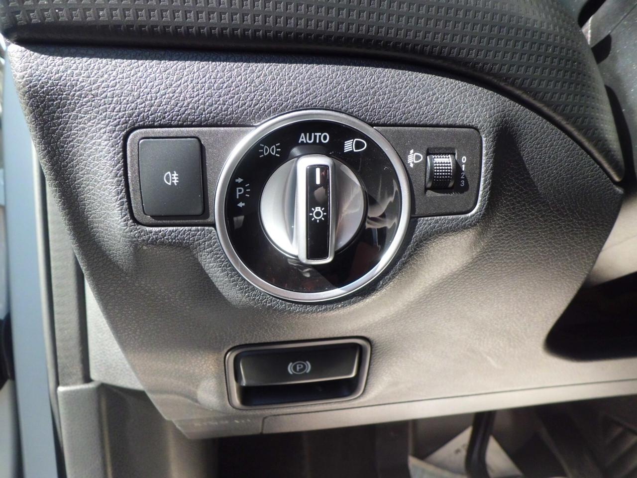 Mercedes-benz A 180 A 180 CDI Premium