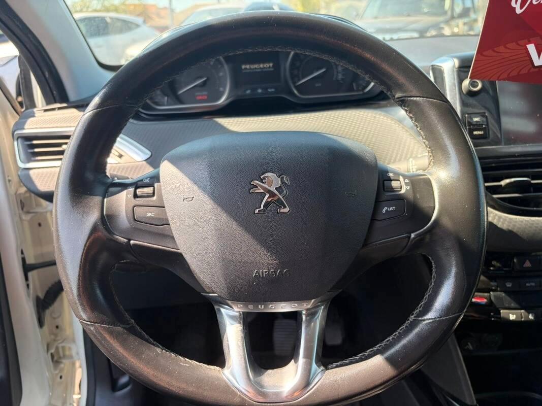 Peugeot 2008 1.6 bluehdi Black Matt LE 120cv