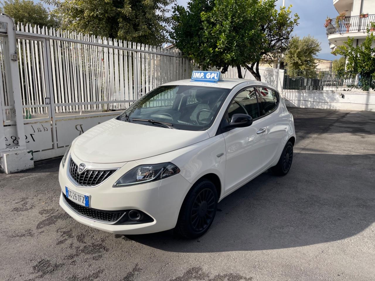 Lancia Ypsilon 1.2 69 CV 5 porte GPL Ecochic Silver ITALIANA UNICO PROPRIETARIO!!!