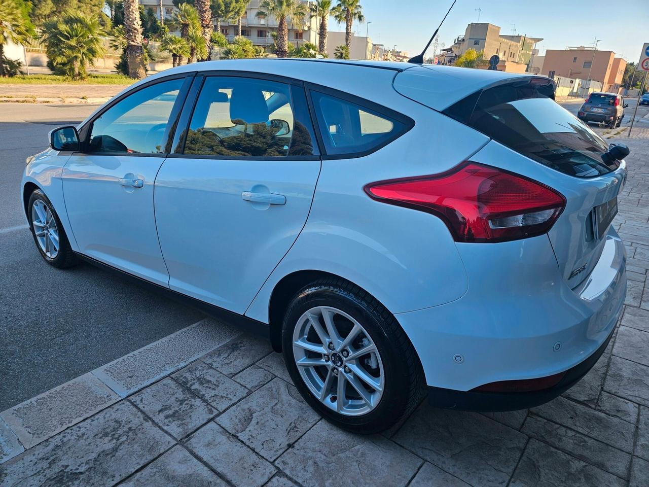 FORD FOCUS 1.5 TDCI 120CV BUSINESS FULL OPTIONAL