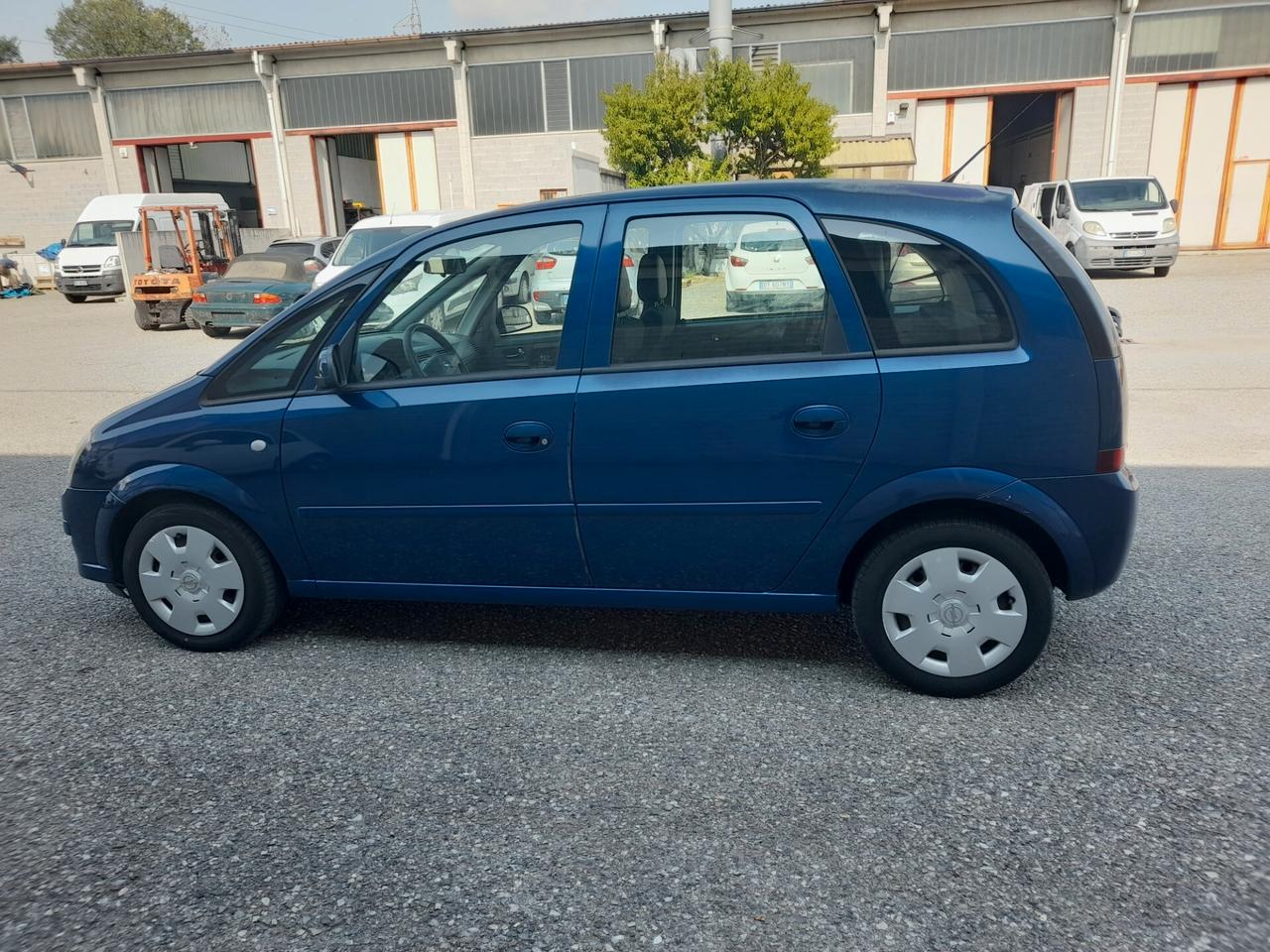 Opel Meriva 1.8 16V Cosmo