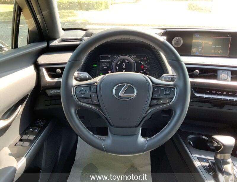 Lexus UX Hybrid Executive