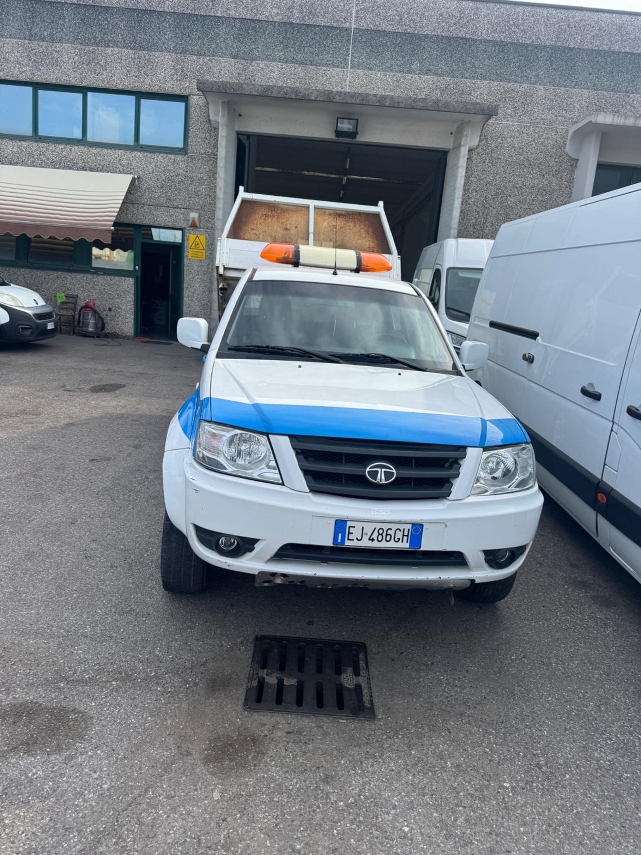 Tata doppia cabina ribaltabile 4x4