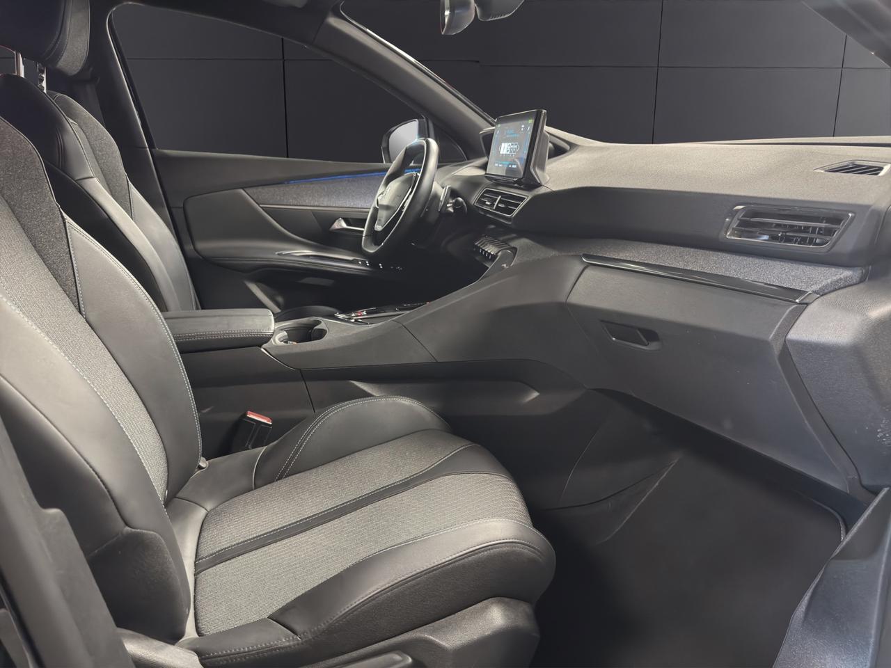 Peugeot 3008 3008 1.6 hybrid phev Allure Pack 225cv e-eat8