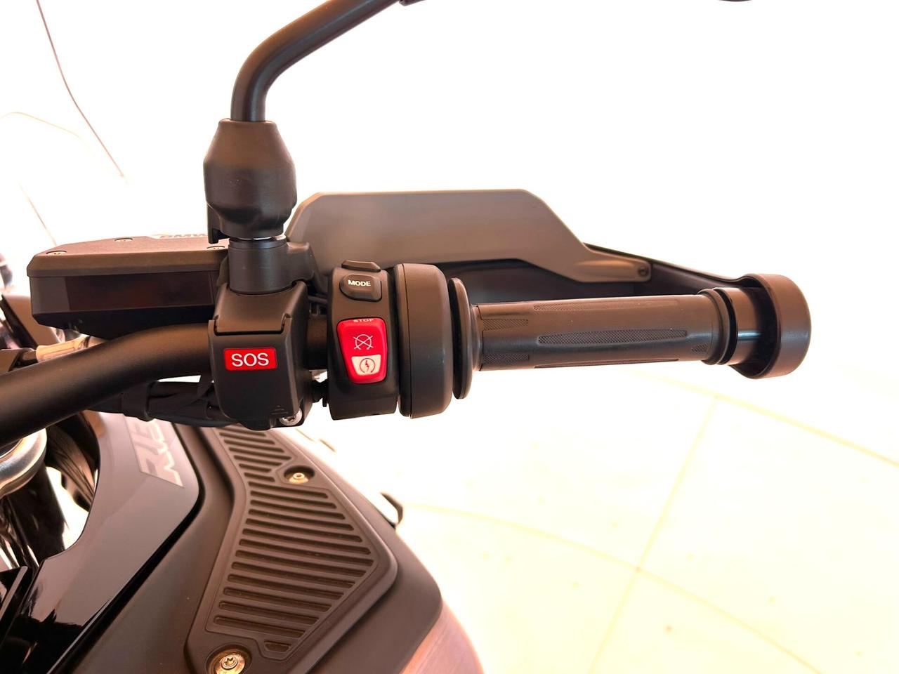 Bmw R 1300 GS Adventure triple black #TRIS BORSE