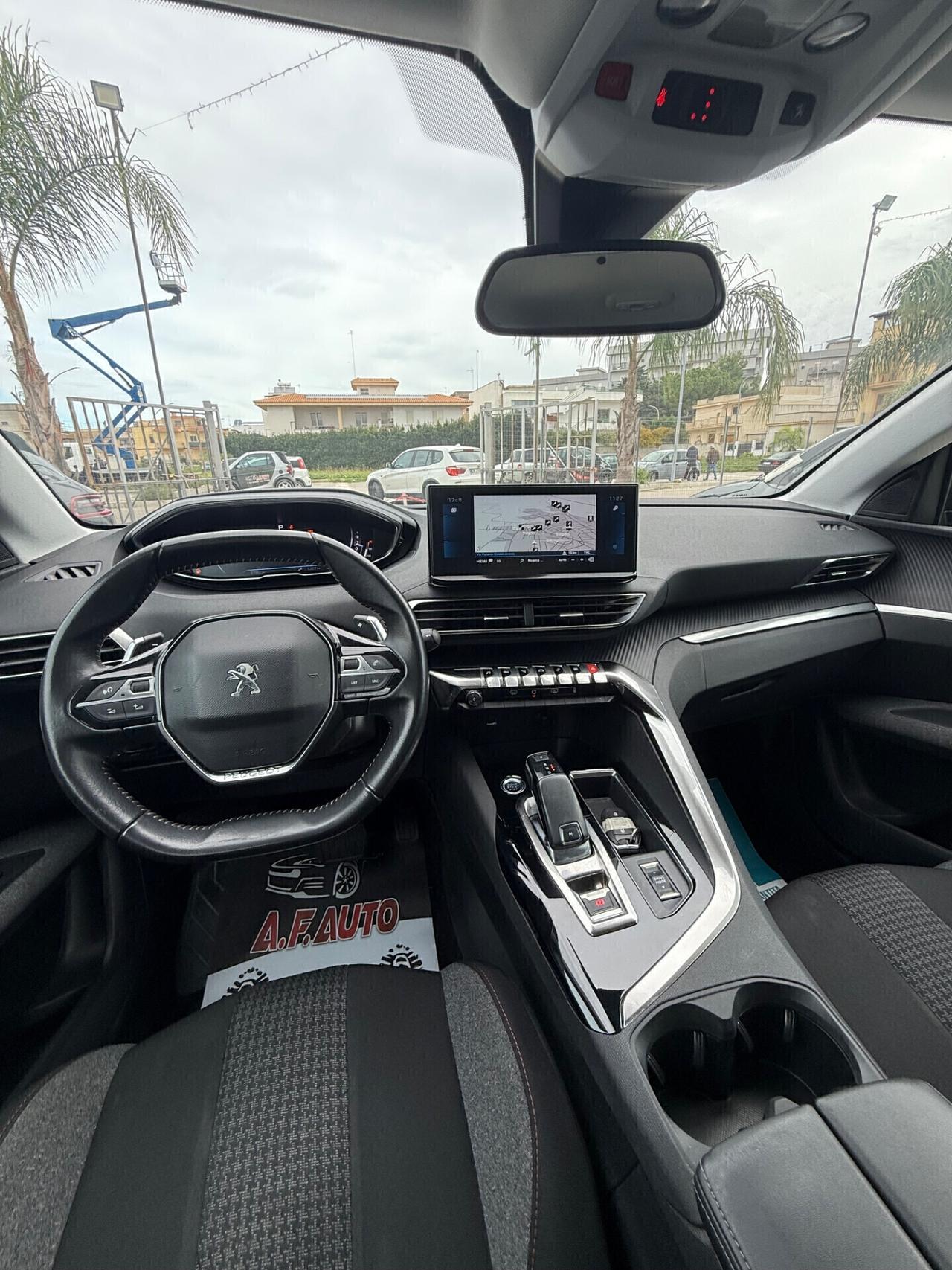 Peugeot 3008 BlueHDi 130 S&S EAT8 Allure