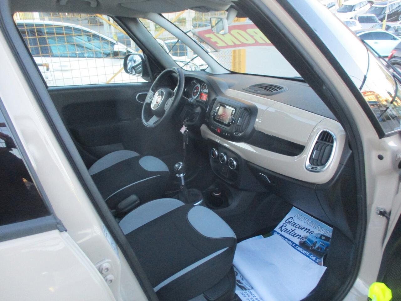 Fiat 500L 1.6 Multijet 105 CV Lounge MOLTO BELLA