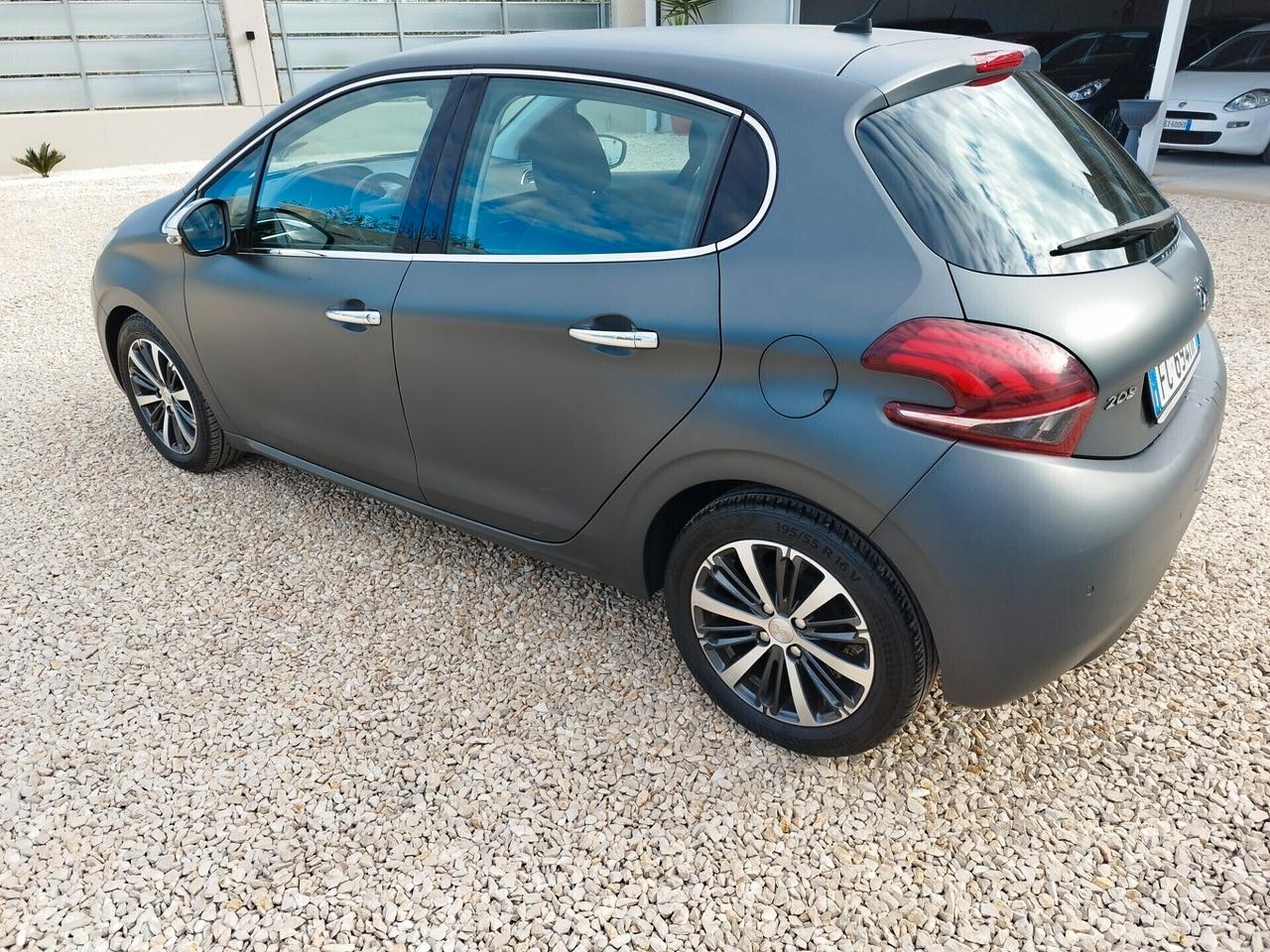 Peugeot 208 BlueHDi 75 5 porte Allure