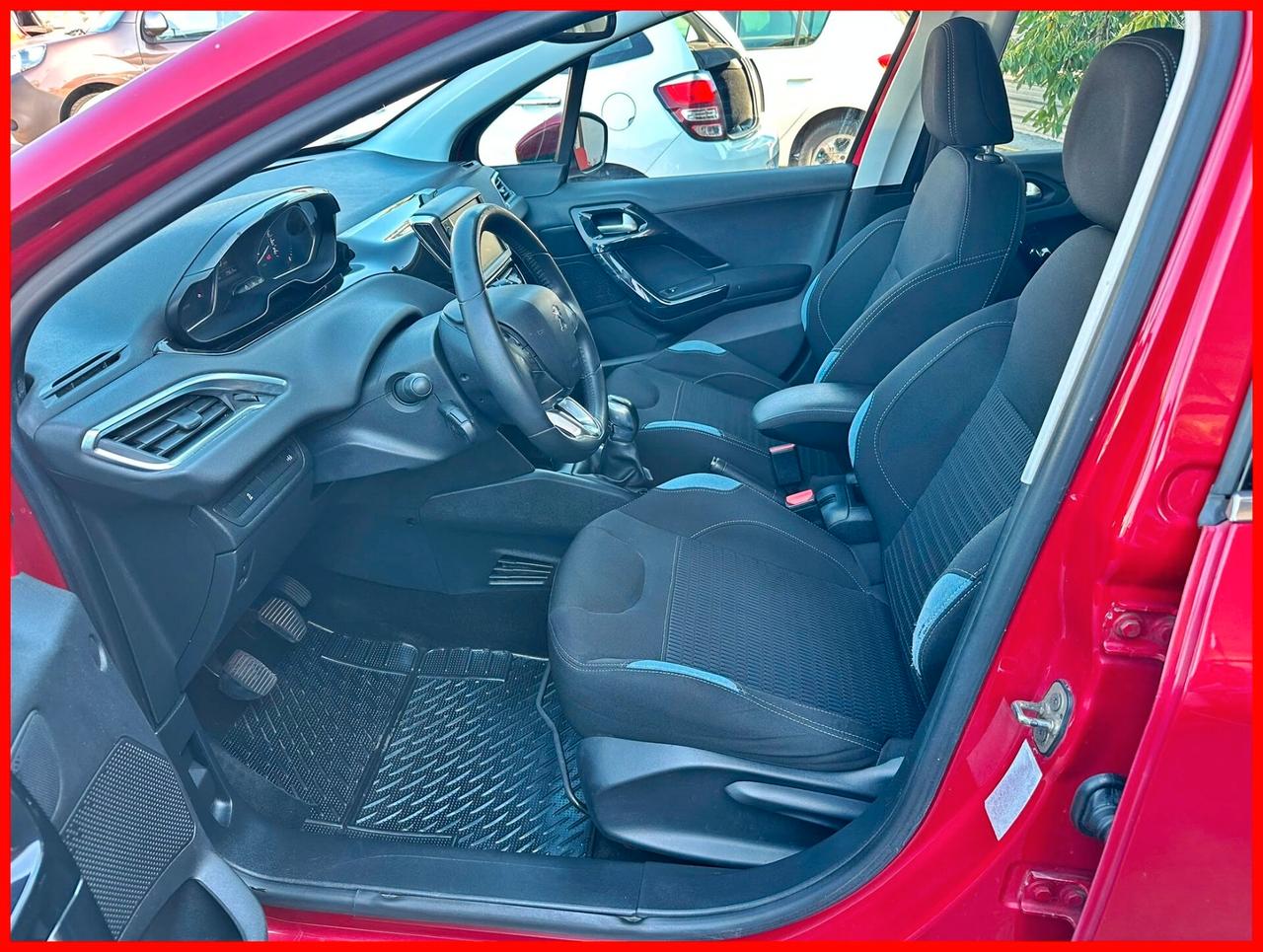 Peugeot 208 1.4 HDi 68 CV 5P. Allure CON 120MILA KM