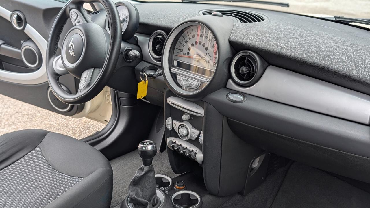 Mini 1.4 16V One