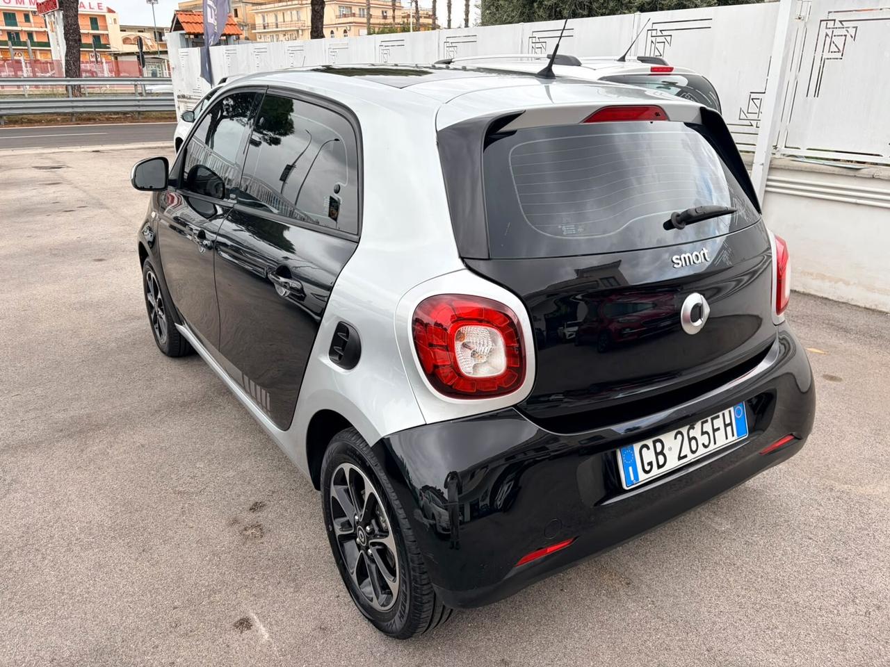 Smart ForFour 70 1.0 Passion