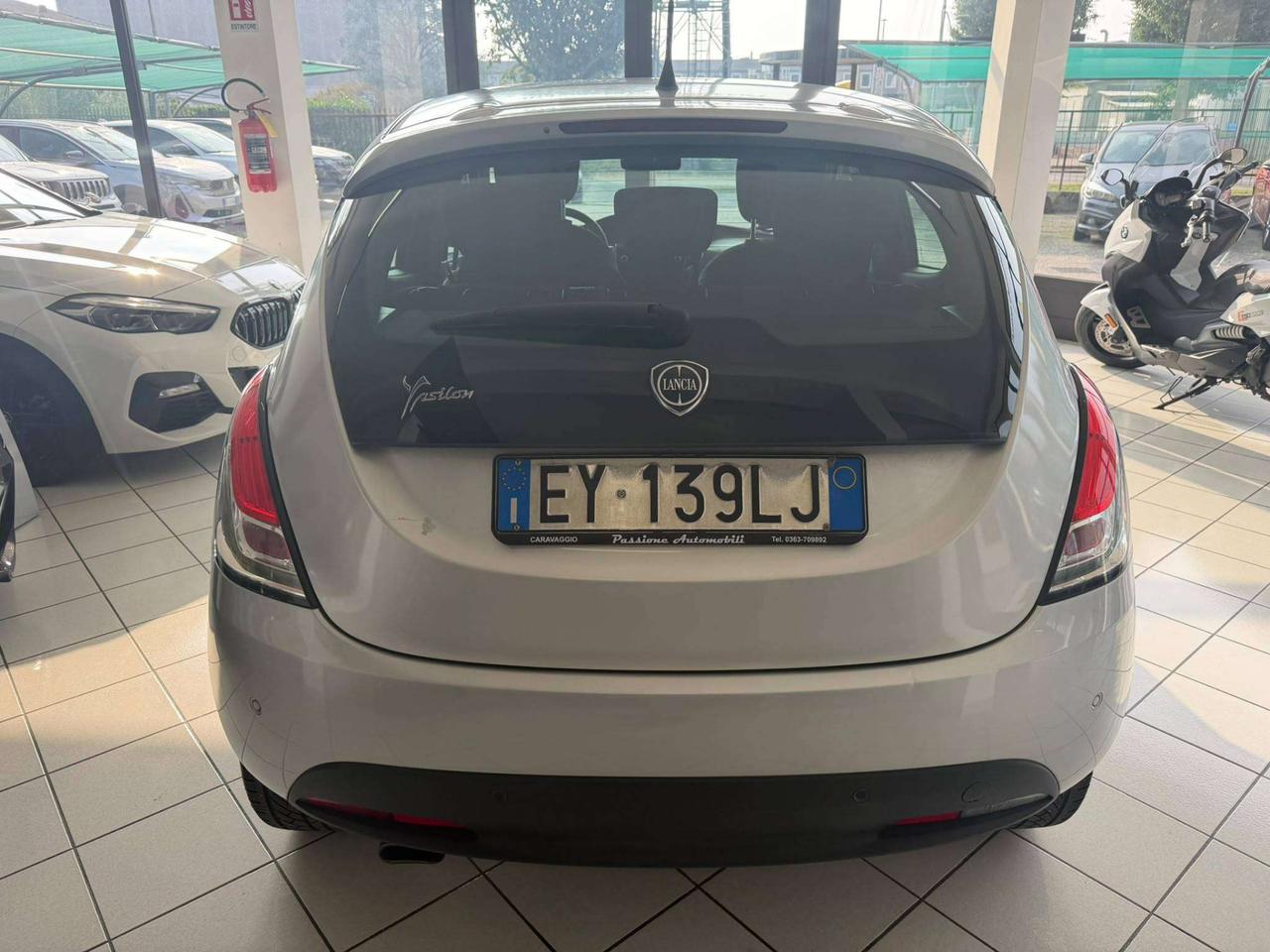 Lancia Ypsilon Ypsilon III 1.2 8v Gold c/CL 69cv E