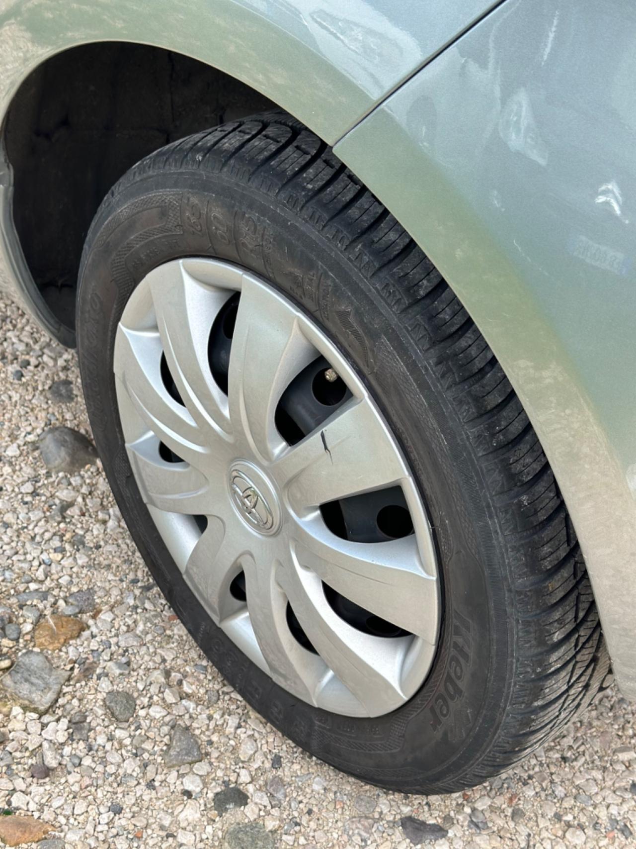Toyota Yaris 1.3 5P AUTOMATICA SOL NEOPAT KMCERT GARANZ