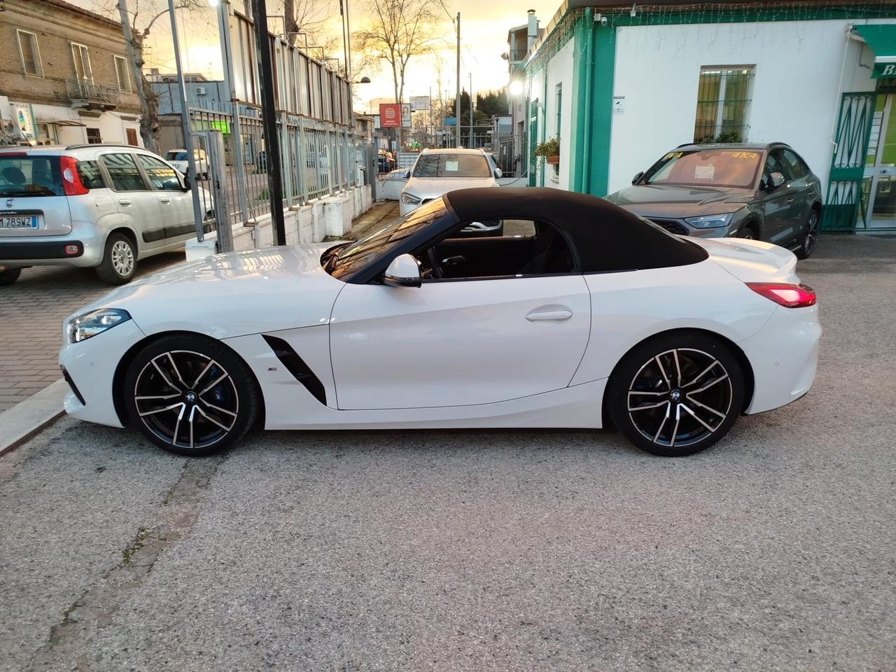 BMW Z4 SDRIVE20i MSPORT