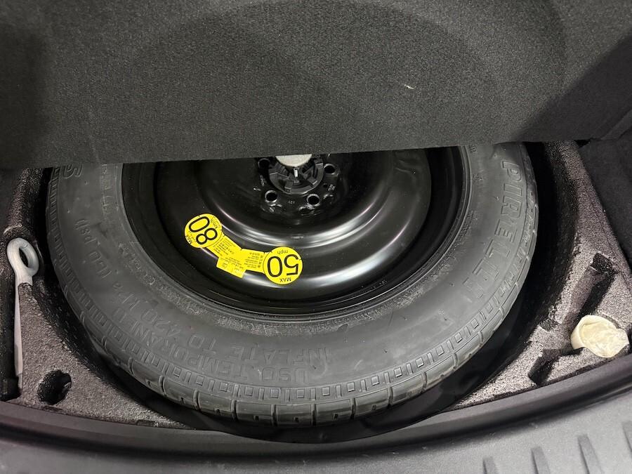 Jaguar E-Pace 2.0D AWD Uniproprietario