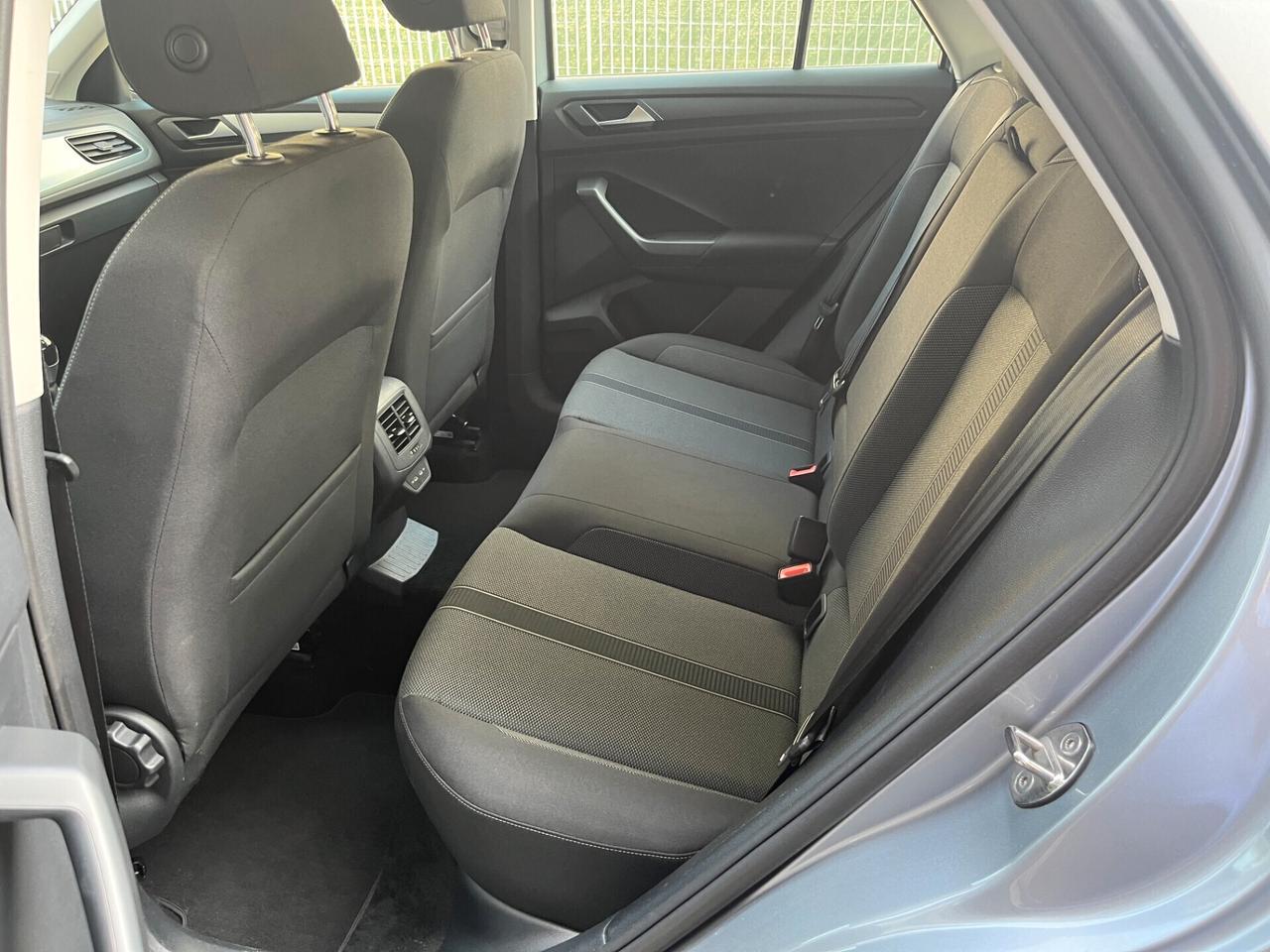 Volkswagen T-Roc 2.0 TDI Life 01/2023 ** 87322**