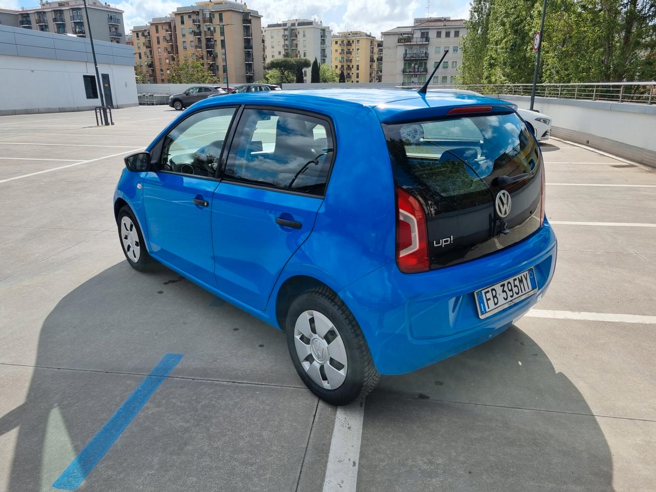 Volkswagen up! 1.0 5p. move up!
