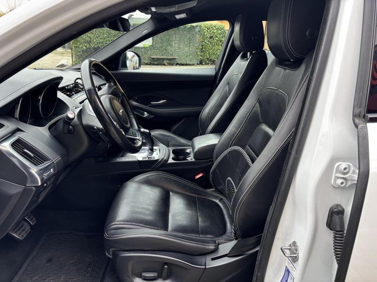 Jaguar E-Pace 2.0D 180 CV AWD aut. R-Dynamic SE