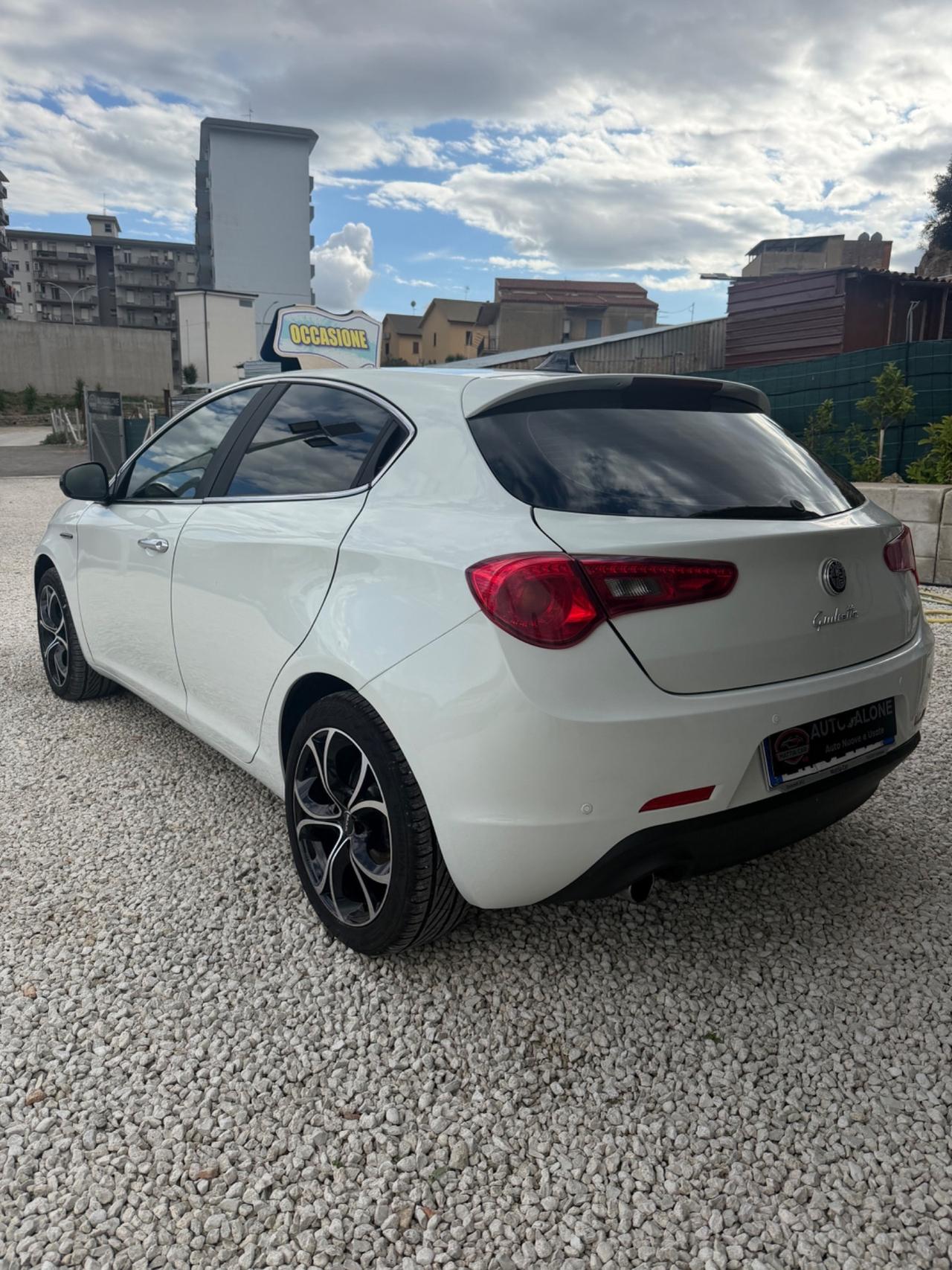 Alfa Romeo Giulietta 1.6 JTDm-2 105 CV Distinctive