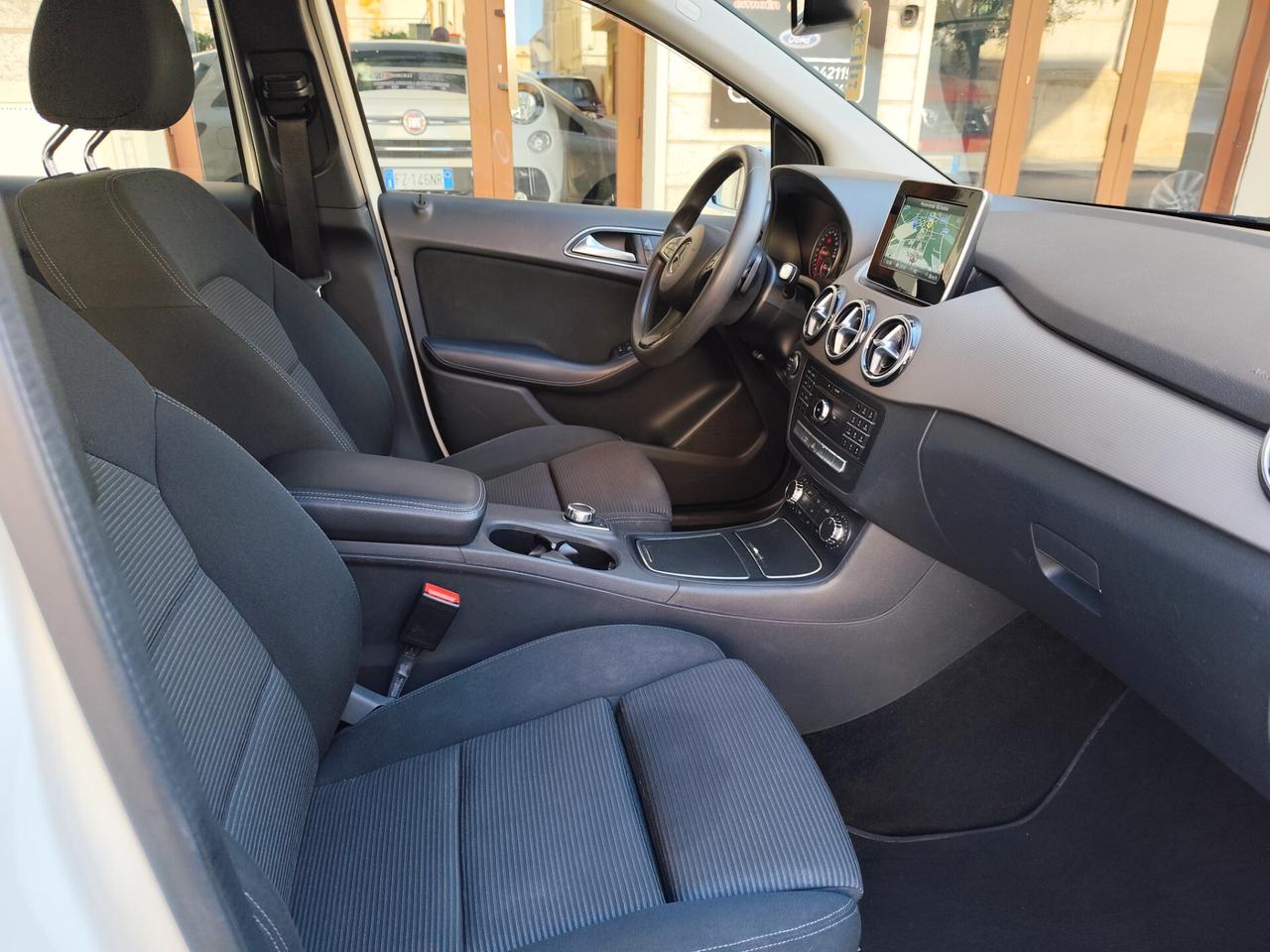 Mercedes-benz B 180 d 109cv Automatica NAVI