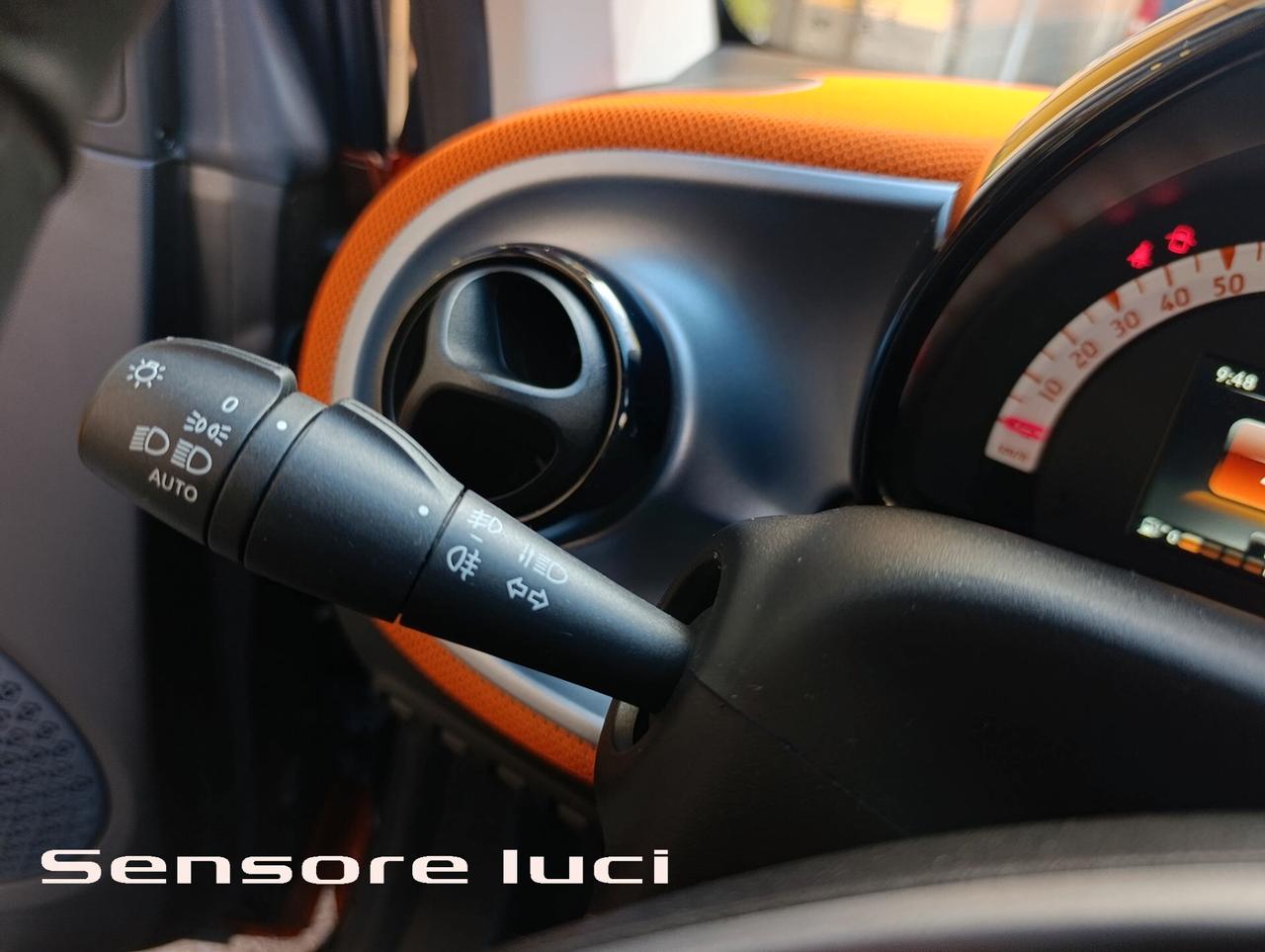 Smart ForTwo 70 1.0 twinamic Passion km 41,772 certificati