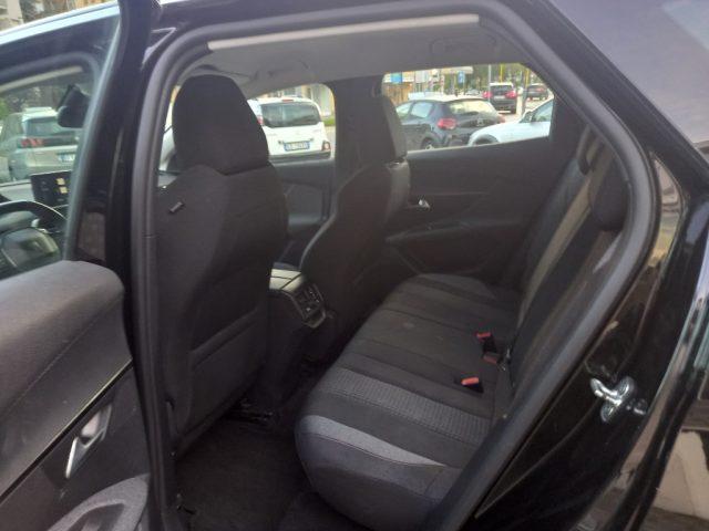 PEUGEOT 3008 BlueHDi 130 S&S EAT8 Active Business