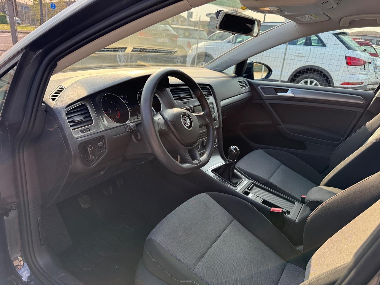 Volkswagen Golf Variant VII 2013 1.6 tdi Trendline 90cv E6