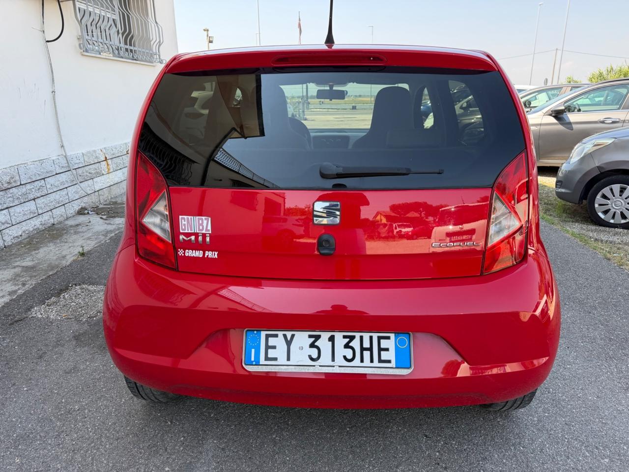 Seat Mii 2015 1.0 68 CV 5 porte Chic Ecofuel OK NEOPATENTATI