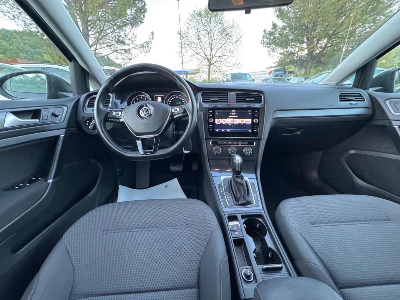 Volkswagen Golf Variant 1.5 TGI 130Cv DSG Business