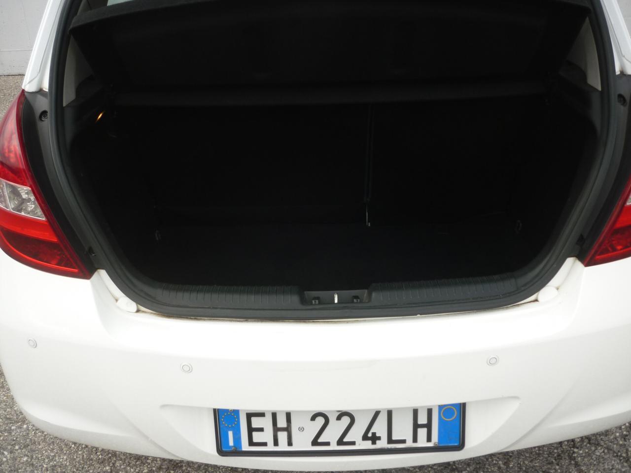 Hyundai i20 1.2 5p. Fiorucci