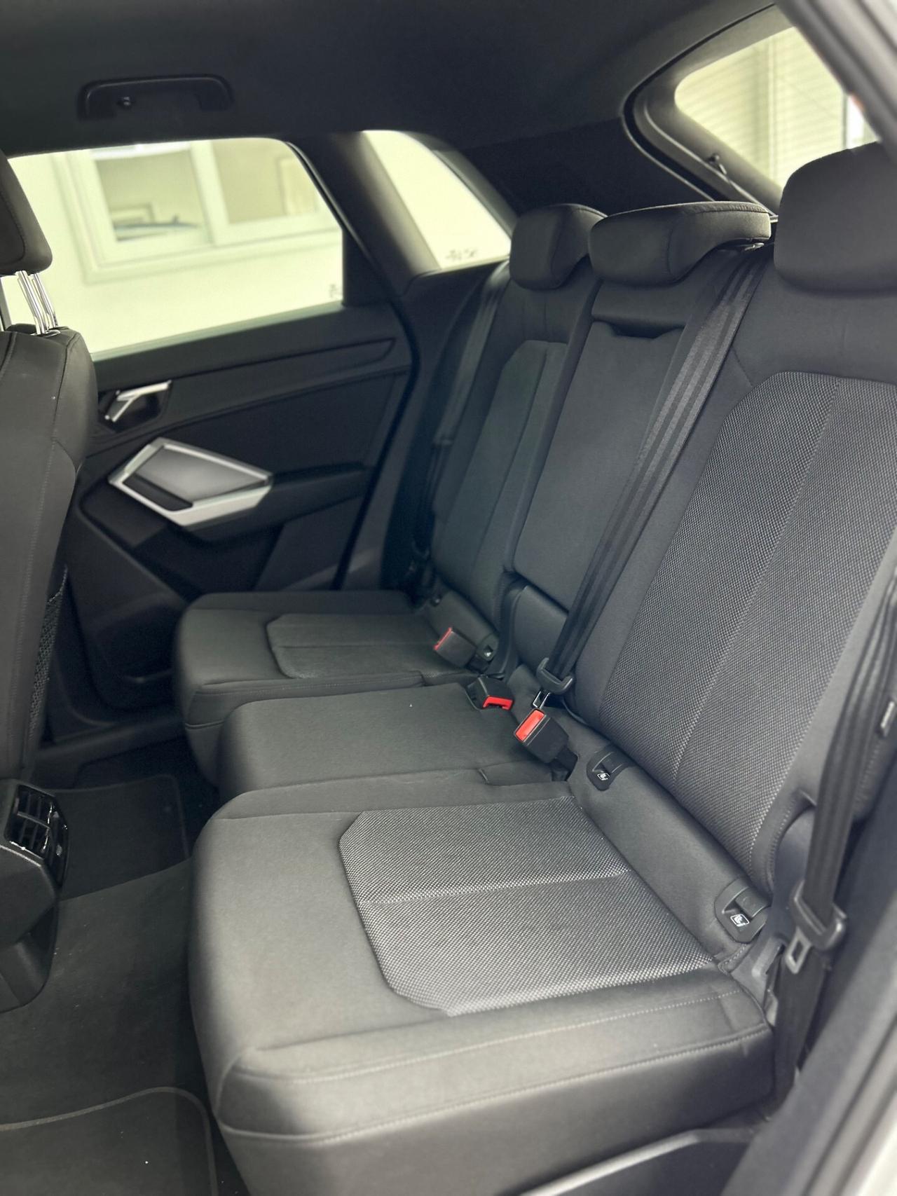 Audi Q3 35 TDI S tronic line edition