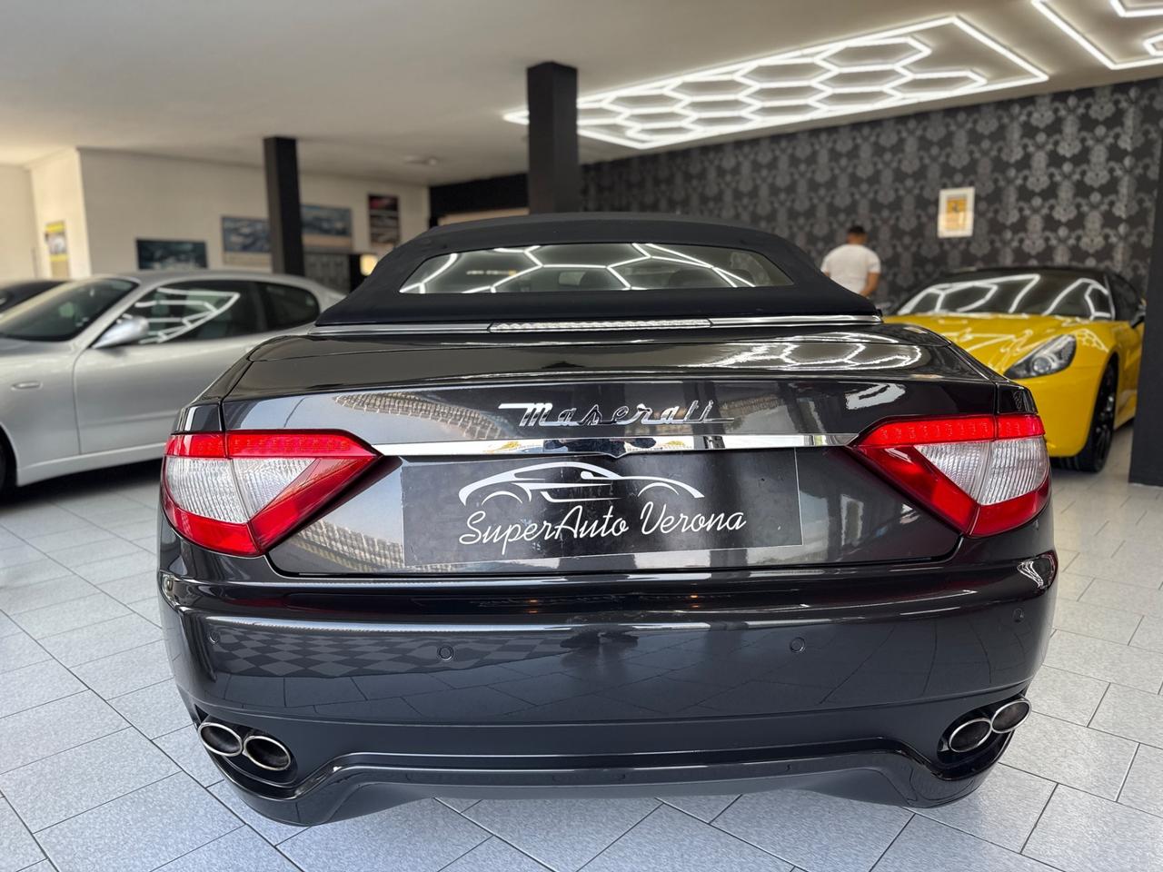 Maserati GranCabrio 4.7 V8