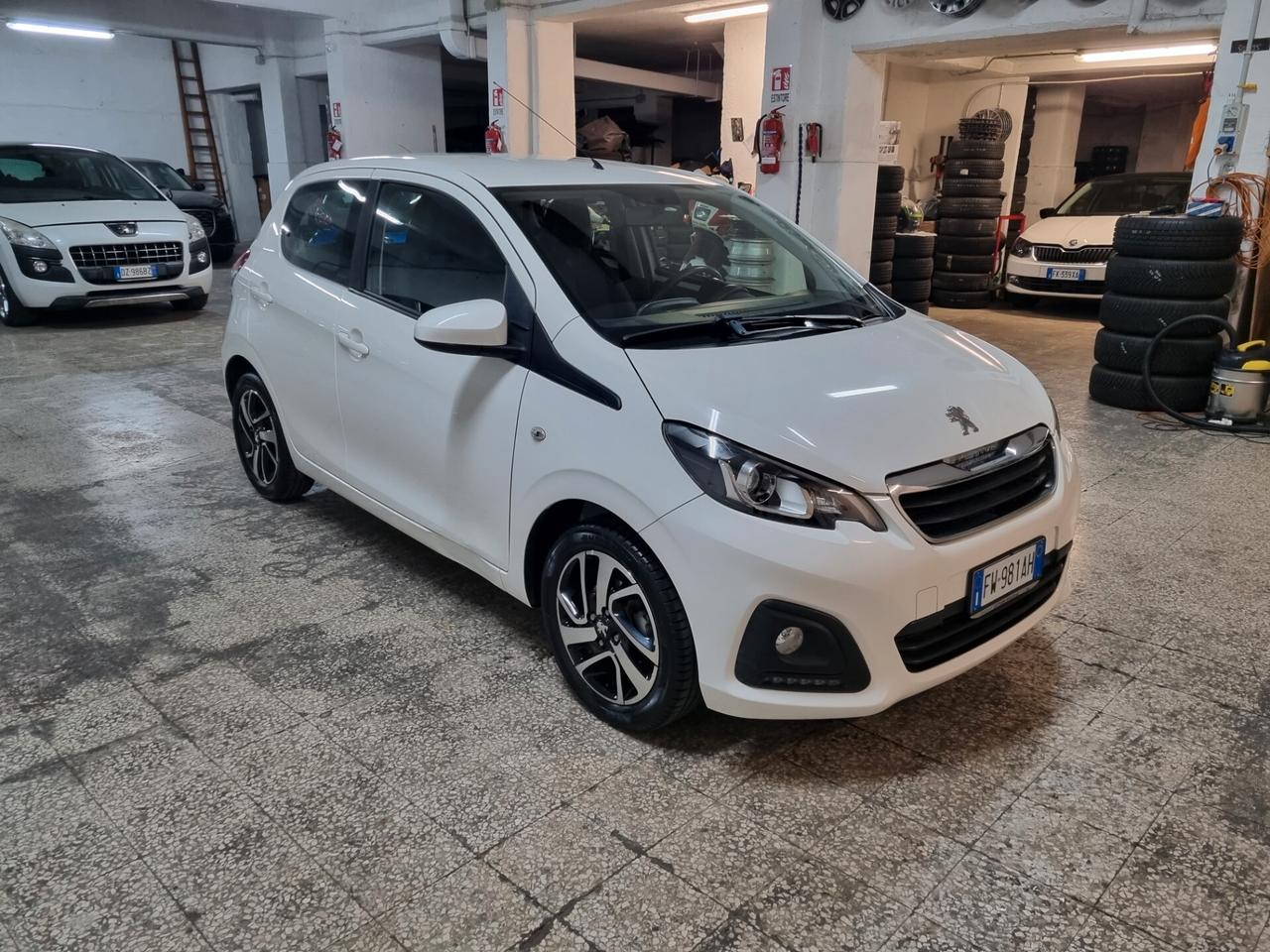 Peugeot 108 VTi 72 S&S 5 porte Allure