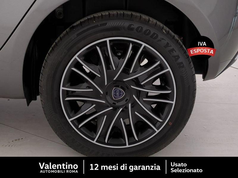 Lancia Ypsilon 1.0 FireFly 5 porte S&S Hybrid Silver Plus