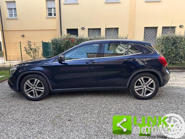 MERCEDES-BENZ GLA 180 D