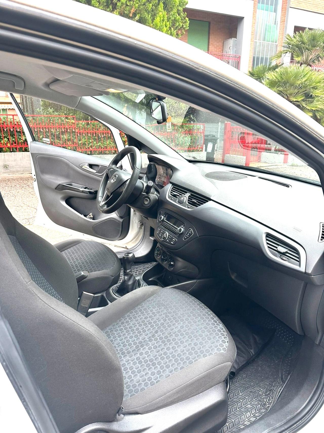OPEL CORSA 1,4 GPL-UNICA PROPR-3 REVISIONI-EURO 6