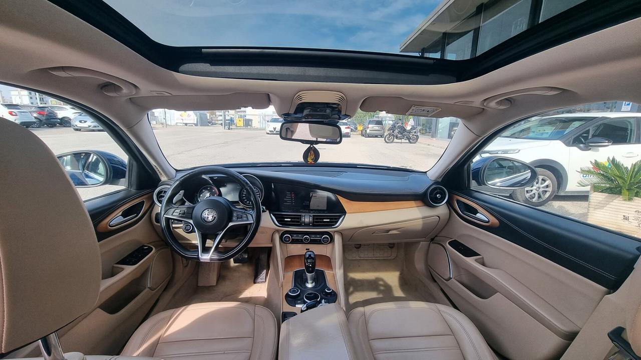 Alfa Romeo Giulia 2.2 Turbodiesel 180 CV AT8 Business Sport Launch Ed.