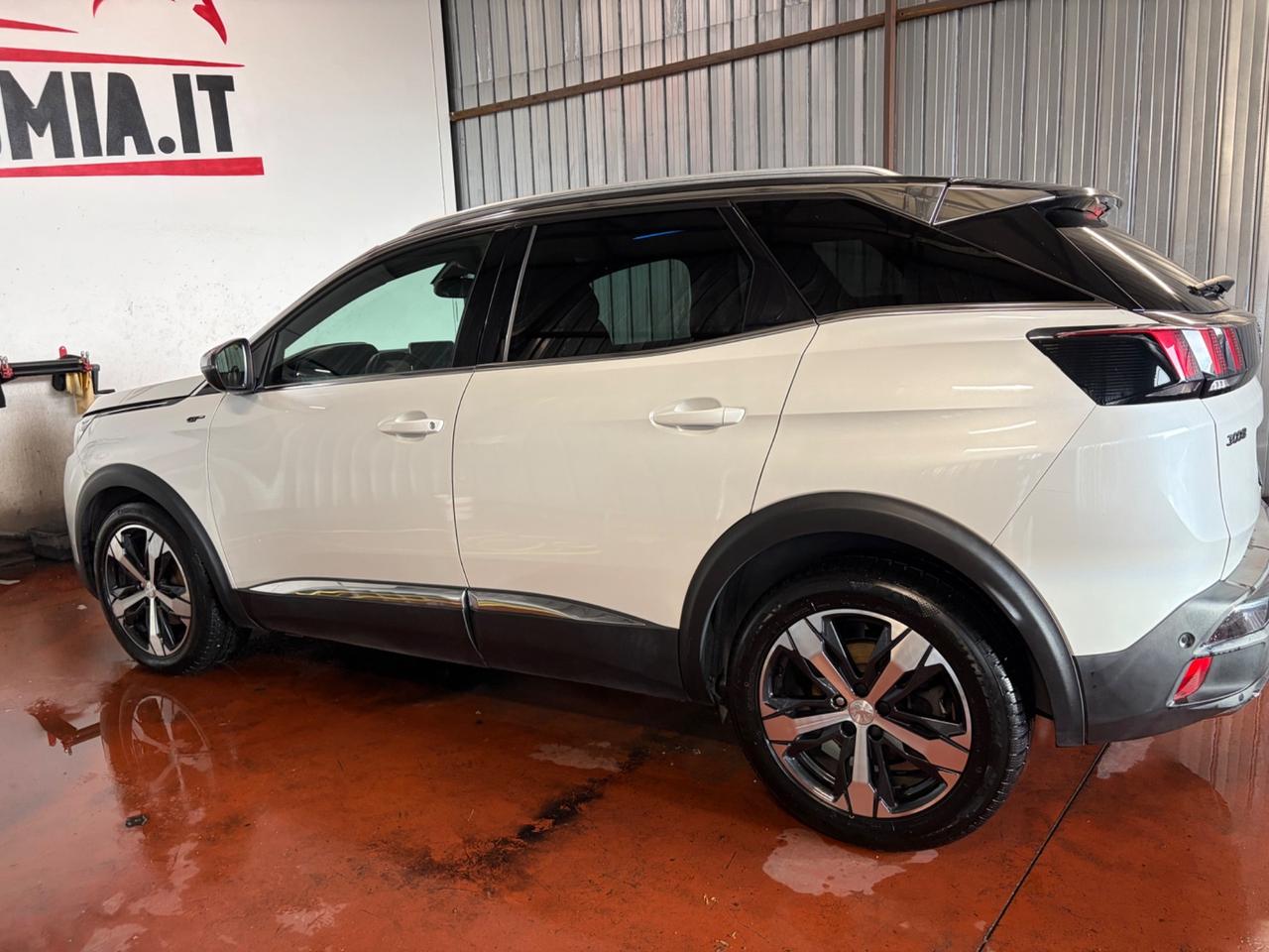 Peugeot 3008 BlueHDi 180 S&S EAT8 GT LED