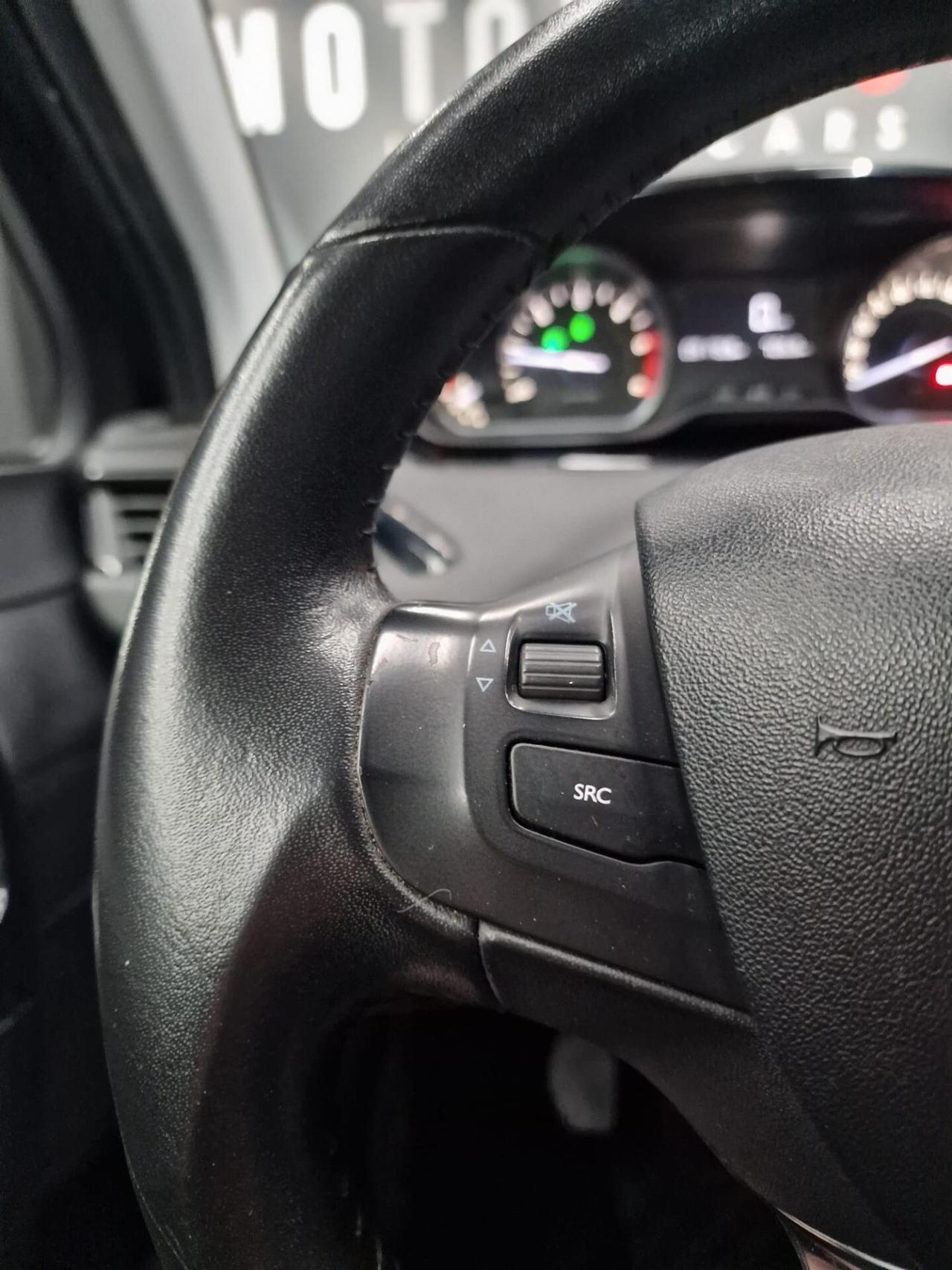 Peugeot 208 1.5 BlueHDi 75 5 porte Active