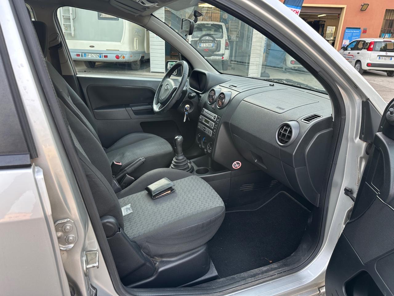 Ford Fusion 1.4 16V 5p. Leather