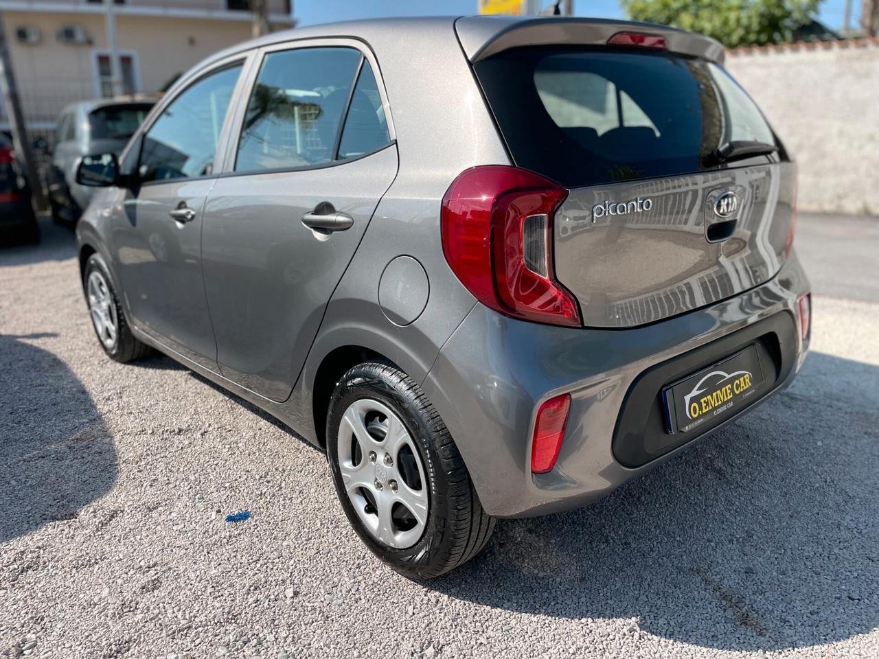 KIA PICANTO 1.0 BENZ 2019 5P 50.000KM