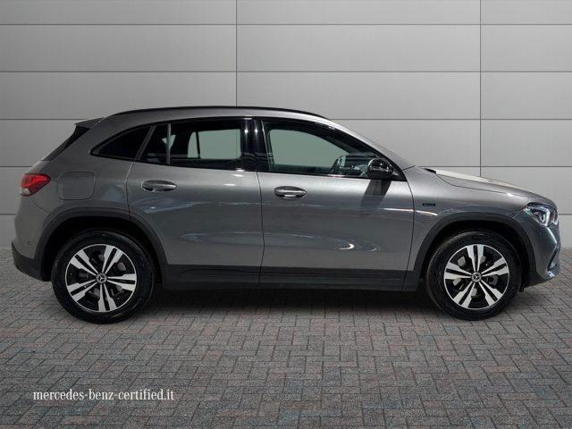 MERCEDES-BENZ GLA 250 e EQ-Power Automatic Sport